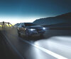 Auto met H11 Osram Cool Blue Intense-koplampen, dimlicht met LED-effect.