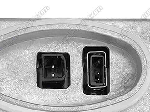 Zoom op de connector van de Xenon ballast voor Volvo V70 III