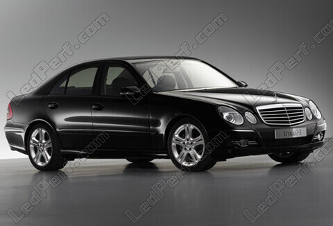 Auto Mercedes Classe E (W211) (2002 - 2009)